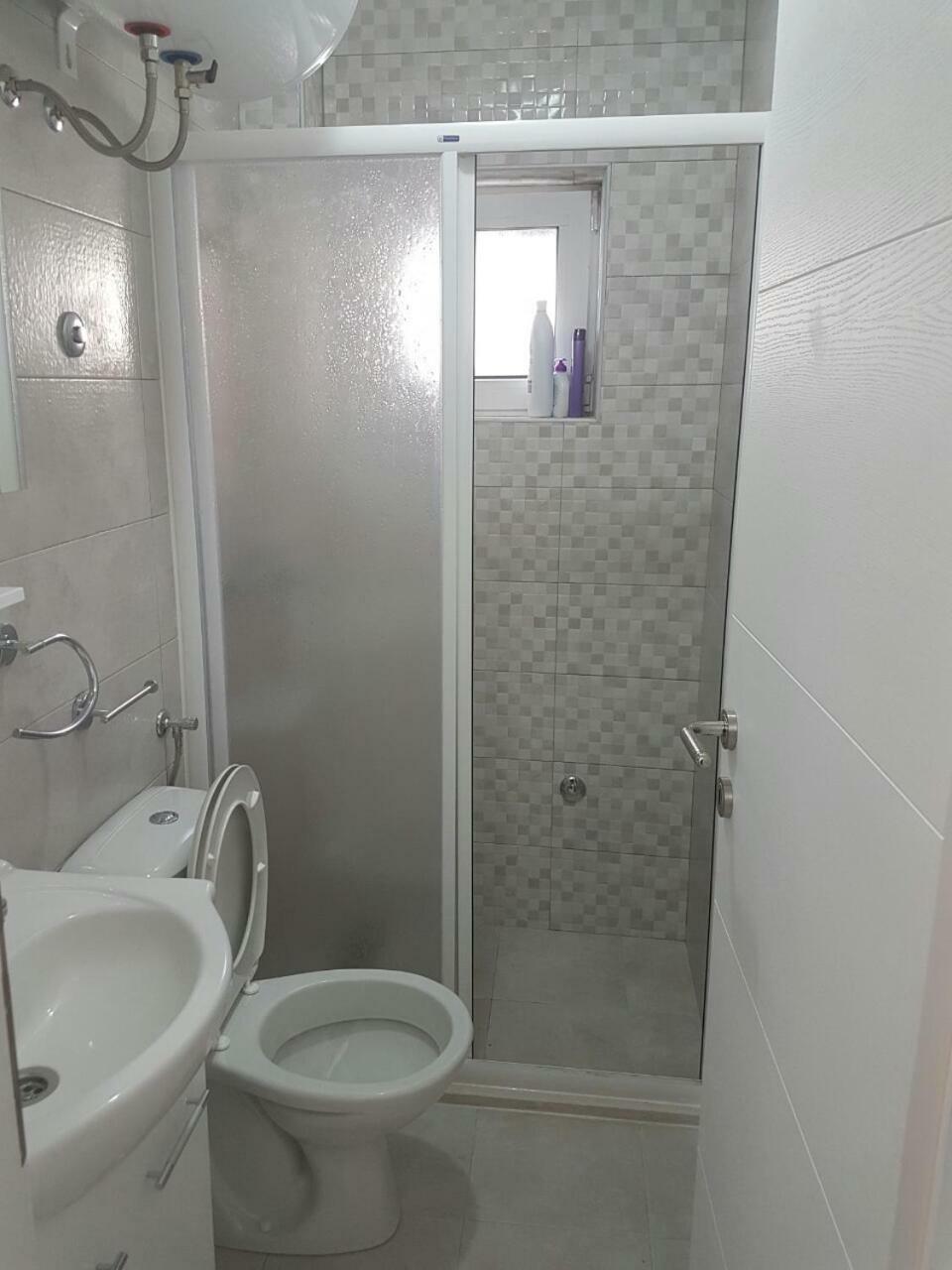 Porto Njegusi A2 Apartment Cetinje Bagian luar foto